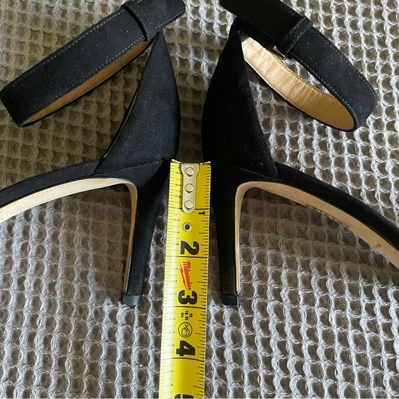 Marc Jacobs Black Suede Ankle Strap Open Toe Heel - Picture 8 of 10